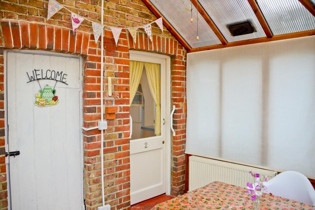 Queens Apartment Worthing Exteriör bild