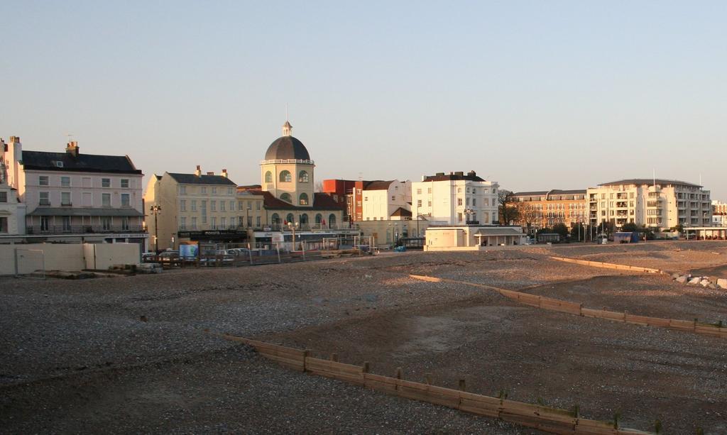 Queens Apartment Worthing Exteriör bild